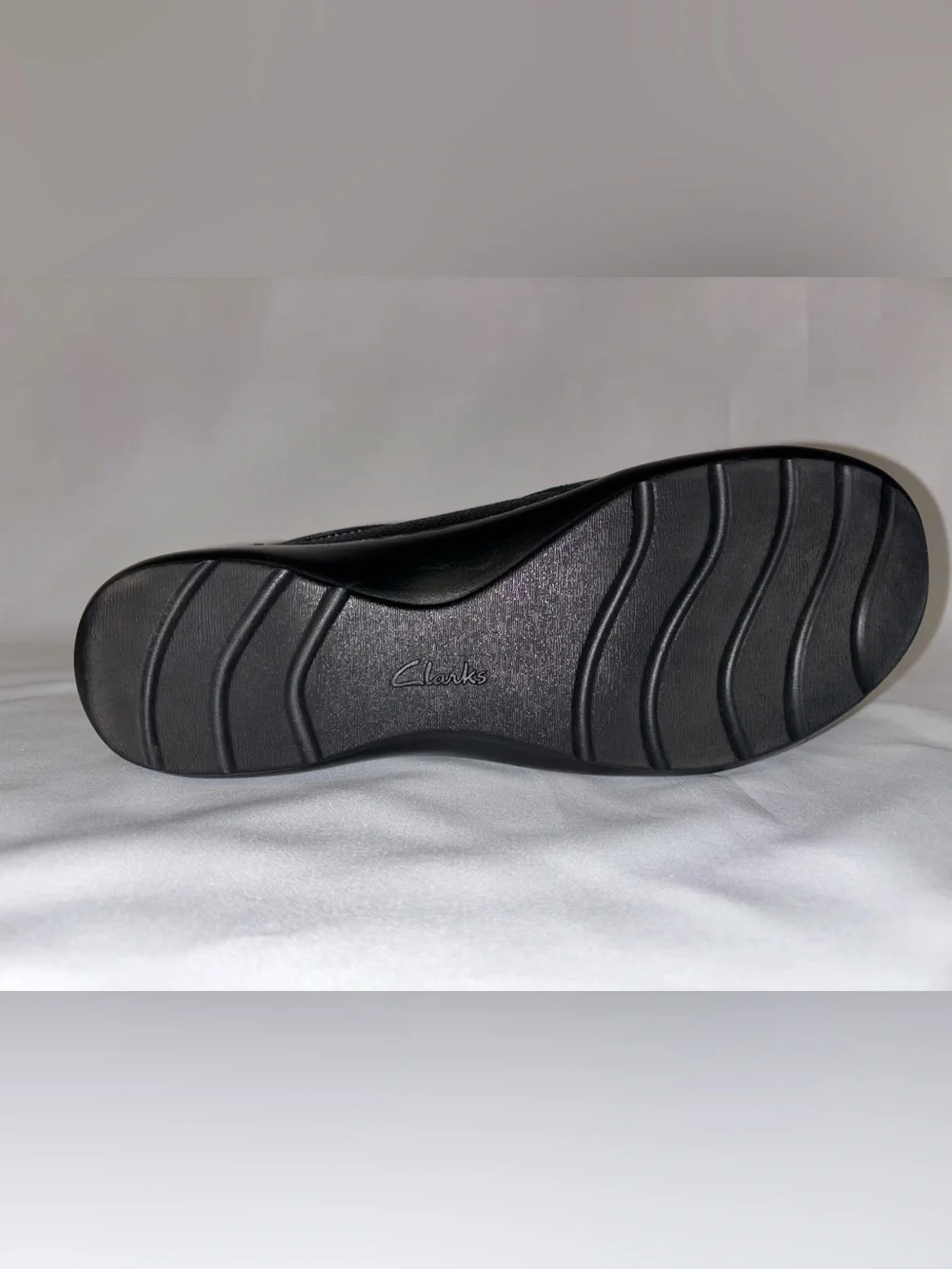 Clarks Women's Cora Giny Black Leather Loafers Size 7 New
